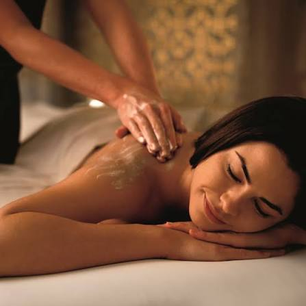Массаж в салоне Aurum Spa